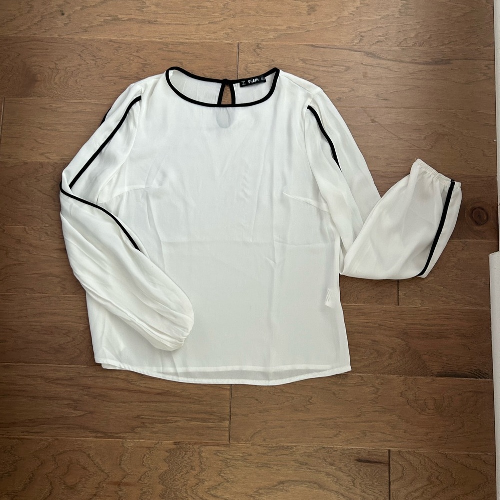 White Contrast-Trim Blouse